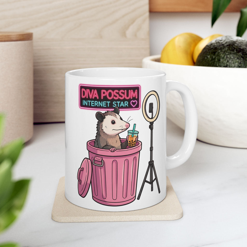 ’Diva Possum Internet Star’ Influencer Studio Coffee Cup (11oz) - 11oz - Mug